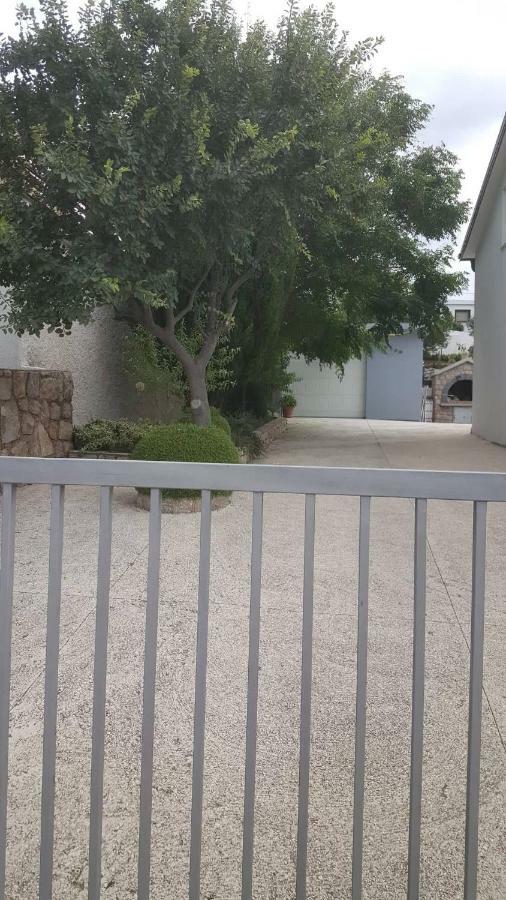 Apartman Zahira كارلوباغ المظهر الخارجي الصورة